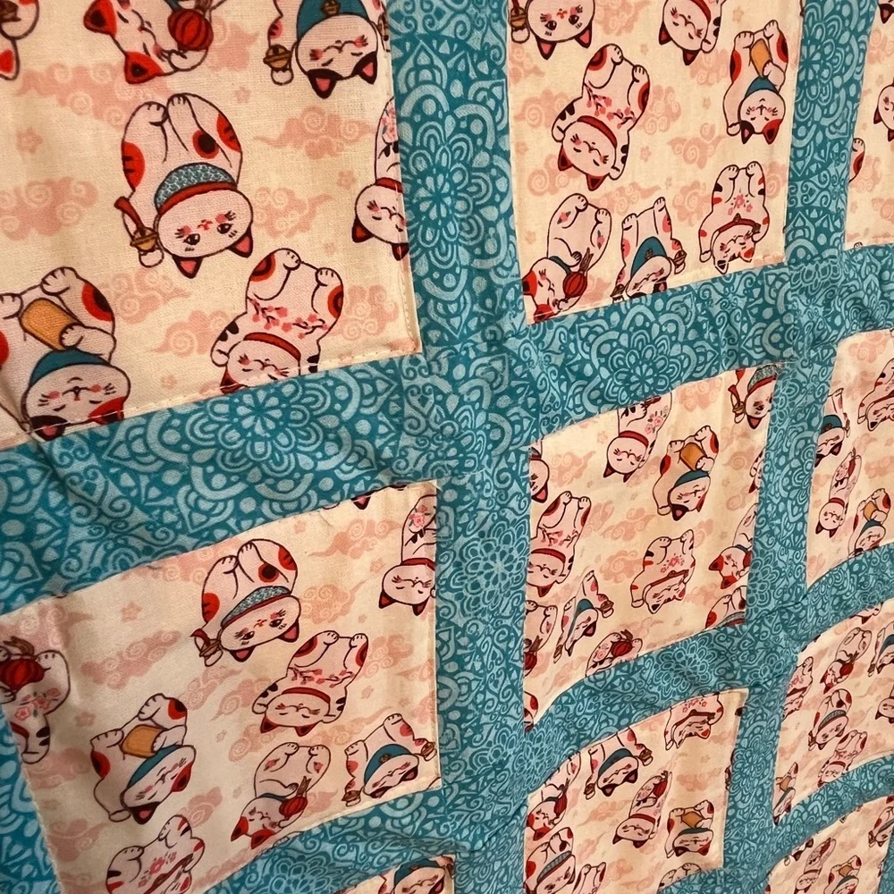 CAT quilt lap quilt hand crafted NEW